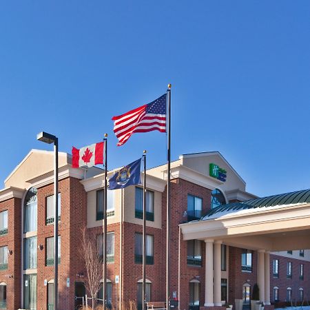 Holiday Inn Express & Suites Detroit - Novi By Ihg Exteriör bild