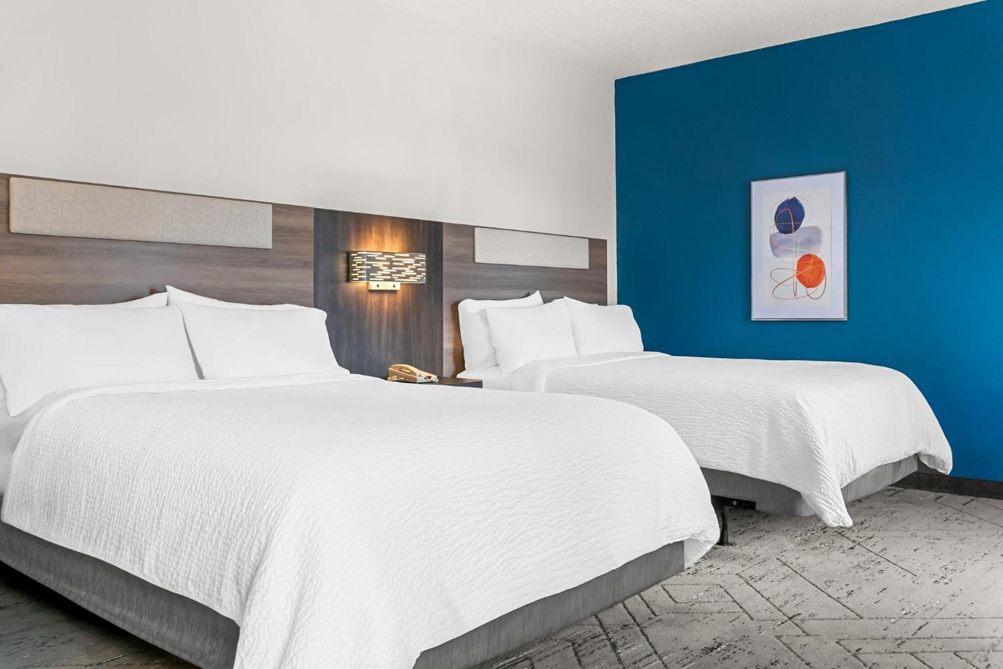 Holiday Inn Express & Suites Detroit - Novi By Ihg Exteriör bild