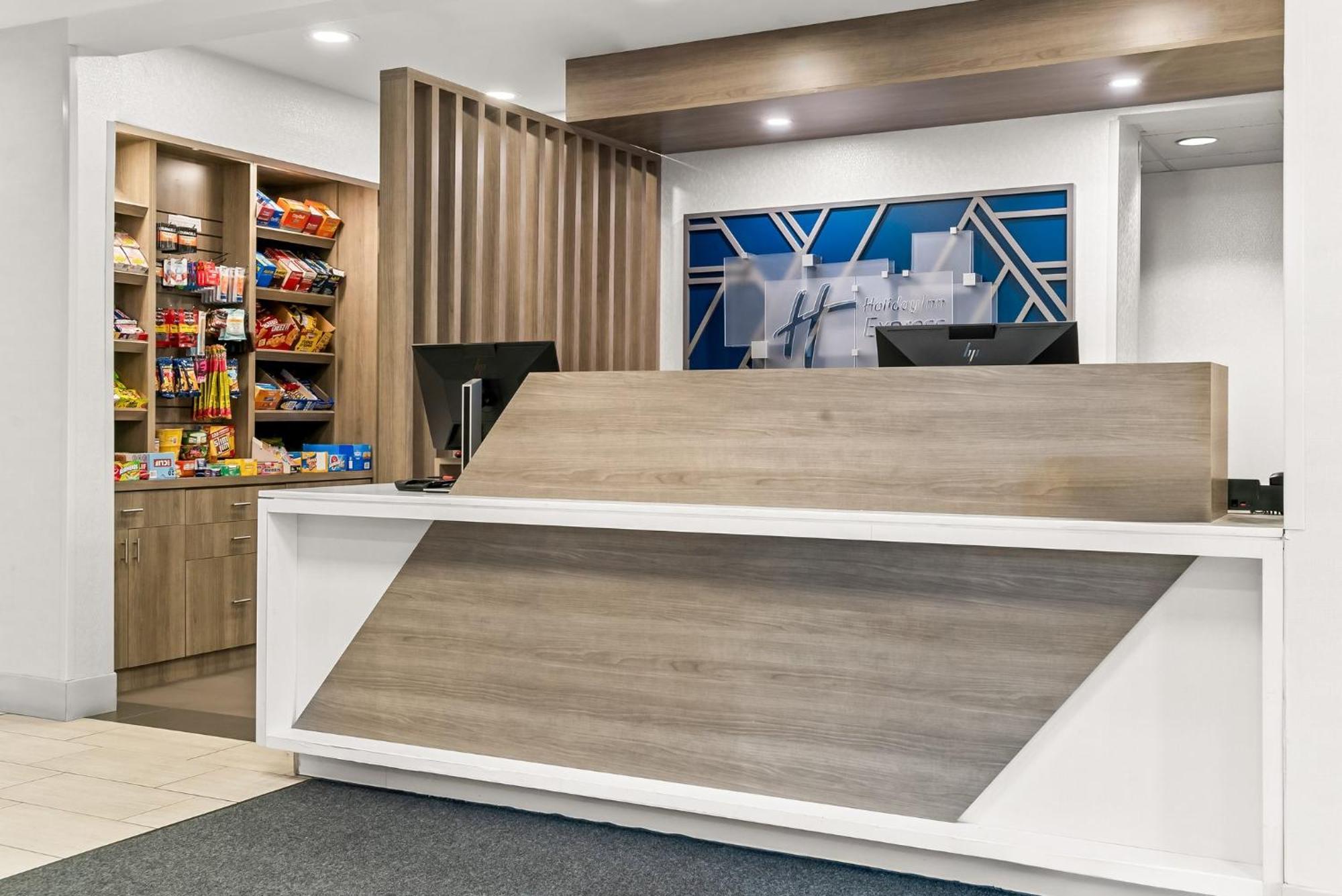 Holiday Inn Express & Suites Detroit - Novi By Ihg Exteriör bild