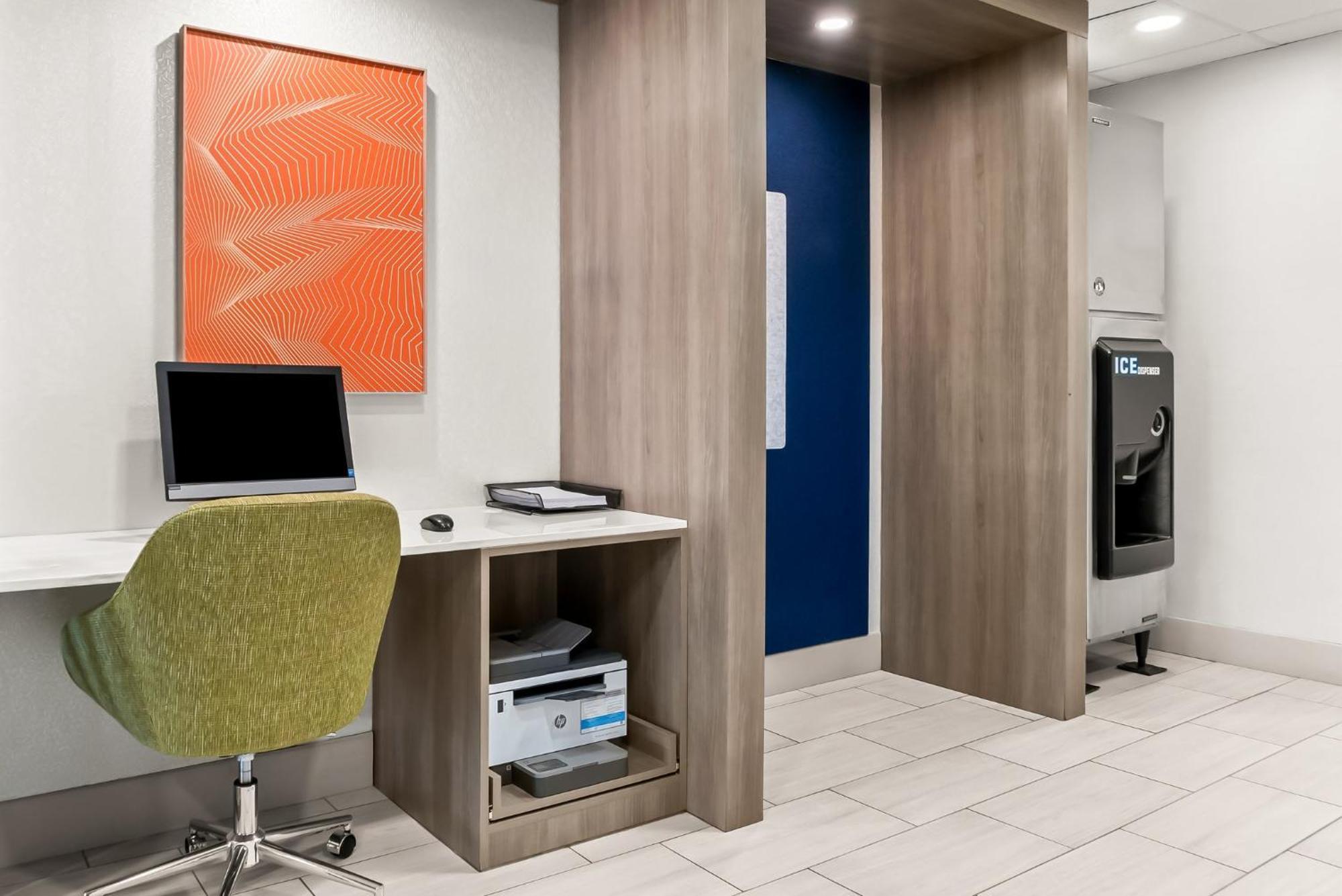 Holiday Inn Express & Suites Detroit - Novi By Ihg Exteriör bild