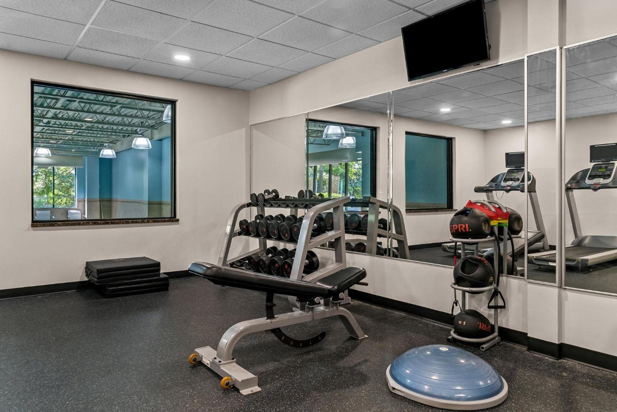Holiday Inn Express & Suites Detroit - Novi By Ihg Exteriör bild