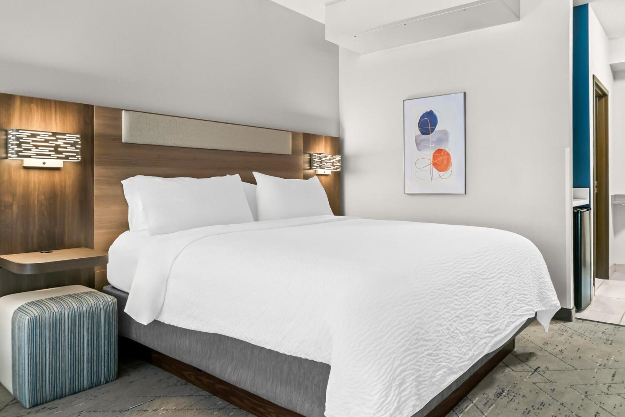 Holiday Inn Express & Suites Detroit - Novi By Ihg Exteriör bild
