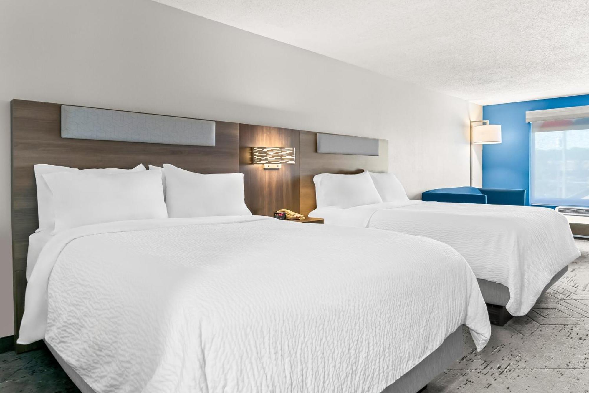 Holiday Inn Express & Suites Detroit - Novi By Ihg Exteriör bild