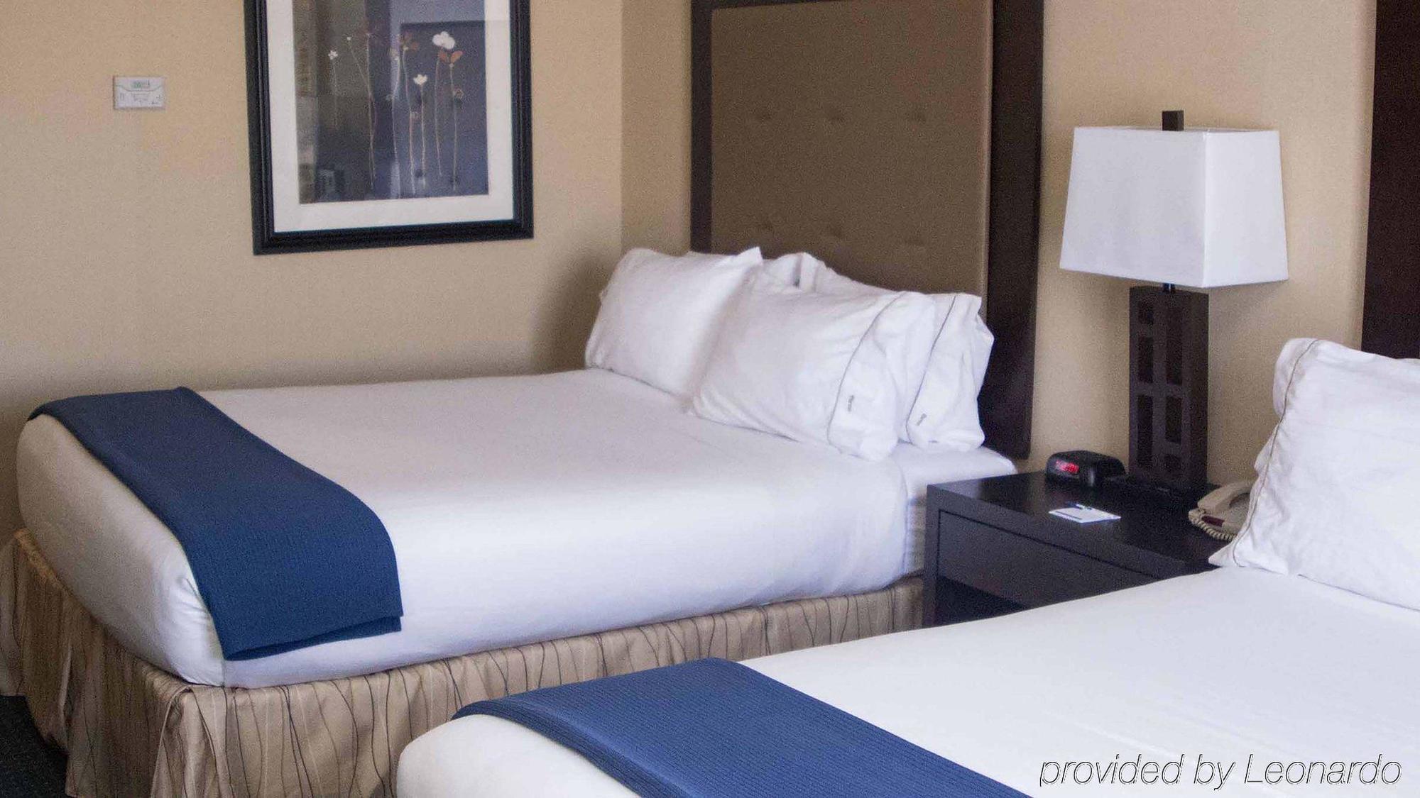 Holiday Inn Express & Suites Detroit - Novi By Ihg Exteriör bild